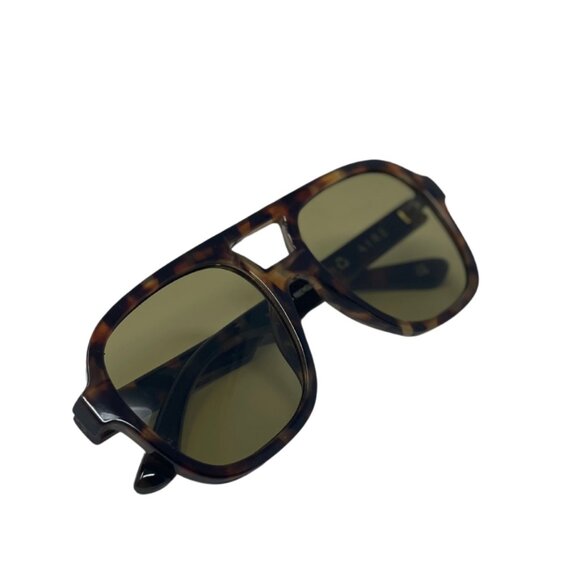 (NWT) Aire | Whirlpool Sunglasses in Dark Tort & Khaki Tint - Picture 7 of 8